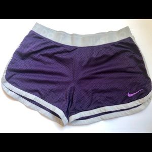 Nike ”Just Do It” training shorts